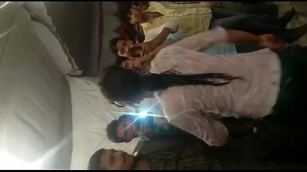 Desi woman naked dance