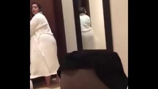 Indian aunty massive booty