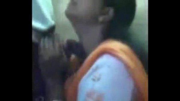 Indian boyfriend girlfriend deepthroat and swallow his load