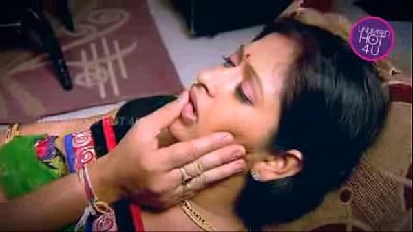 Enjoy hindi speaking porn shot movie of Indian Housewife Tempted Boy Neighbour uncle in Kitchen (Low)