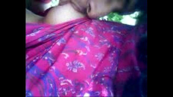DESI GIRL BOOBS SUCK LEAKED