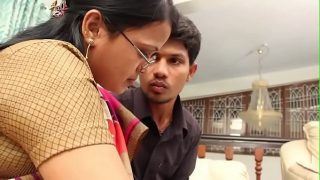 Boy eagerly waiting to touch aunty boobs full movie http://shrtfly.com/fz0IhSq