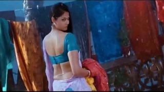 Hottest South Indian Actress Wet Hips Saree in Rain – http://free-hot-girls.ml/